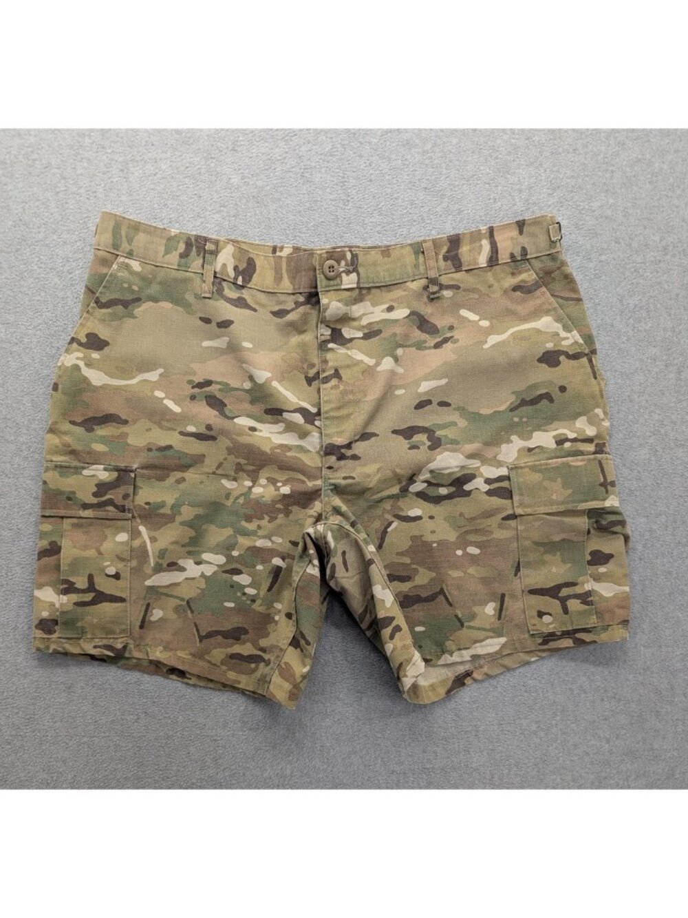 Propper Cargo Shorts Mens XL Green Camo Adjustable Waist 8 Inseam Army Outdoor